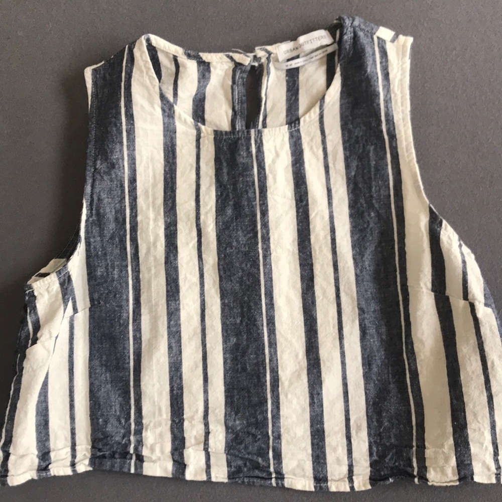 URBAN OUTFITTERS blue and white tank top
